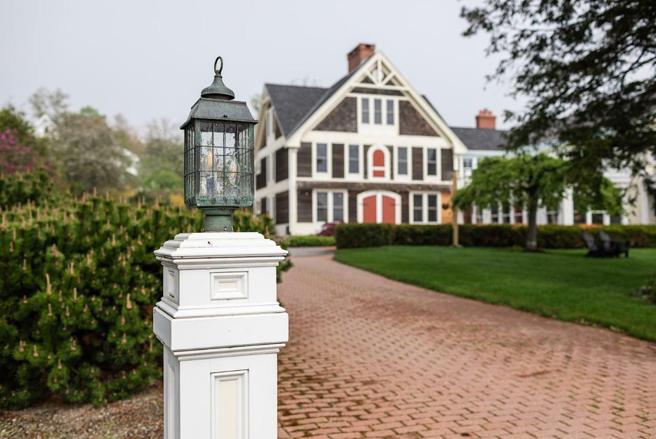 Spouter Inn Bed & Breakfast Lincolnville Exterior photo
